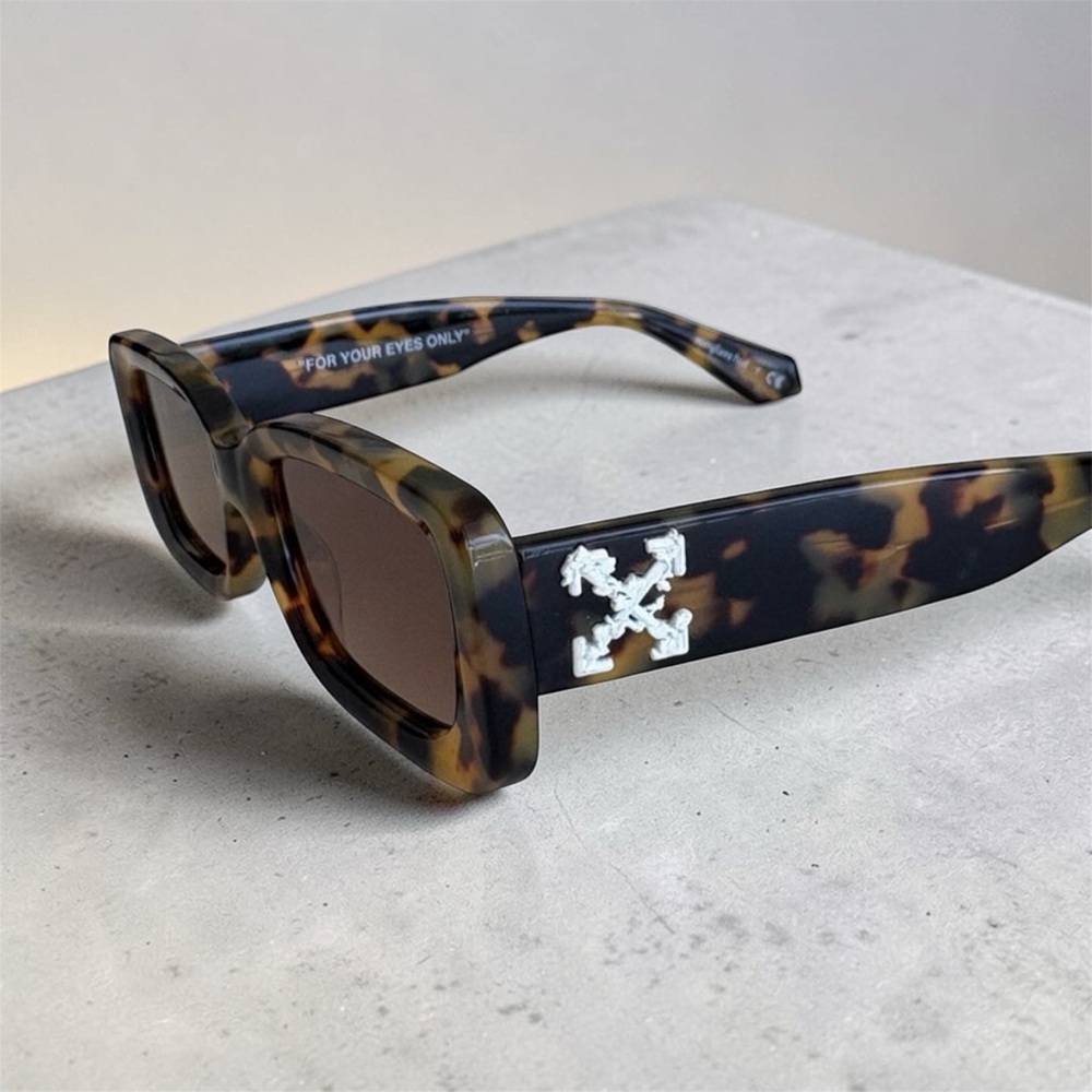 Off-White Sunglasses - Full Inclusion - Picture 3 of 12